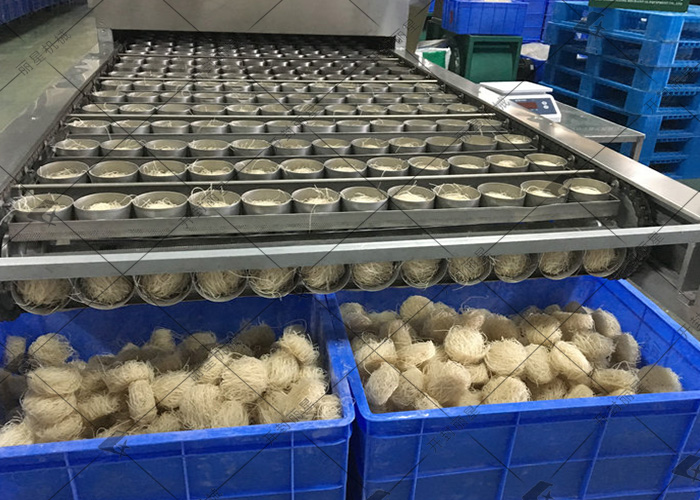 酸辣粉加工廠前期投入資金需要多少？麗星來分析